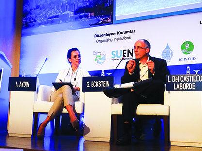Gabriel Eckstein participates as a panelist at the Istanbul Water International Forum in Turkey. 