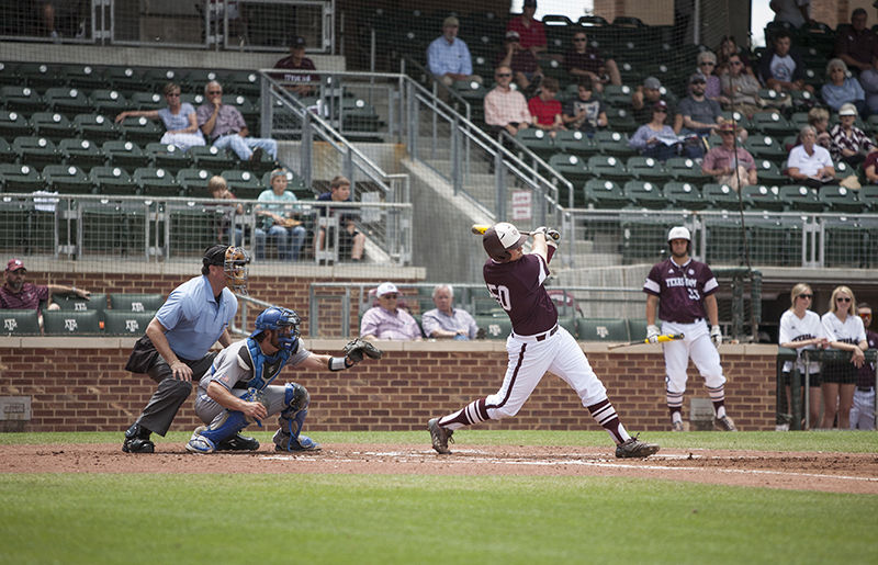 Baseball vs. UTA (4-2)