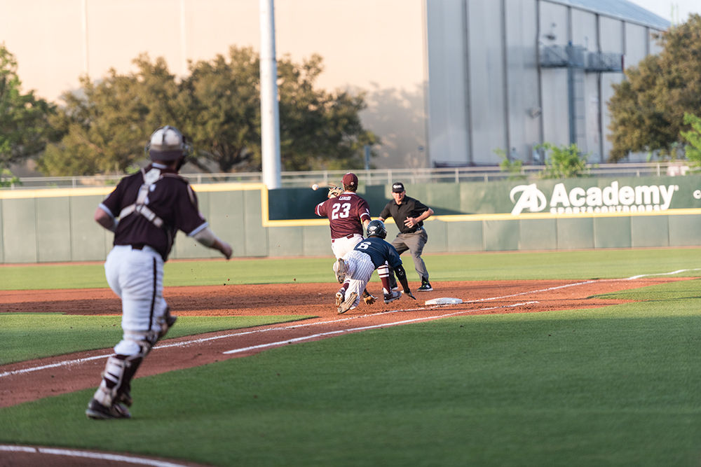 Texas A&M 4, Rice 3