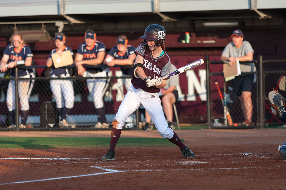 Women's Softball Texas A&M 5, UTSA 2