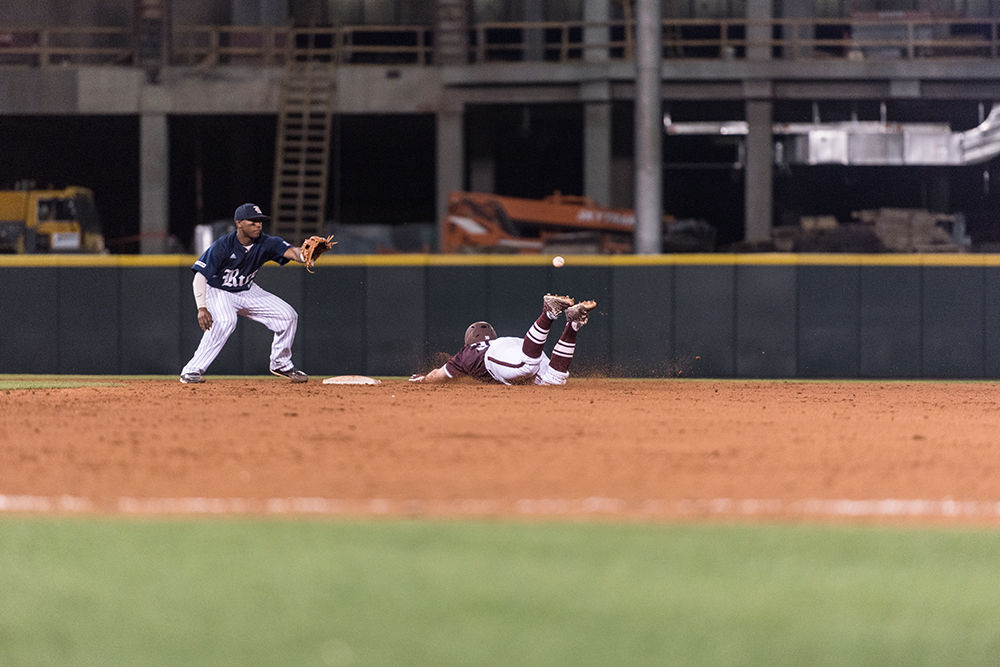 Texas A&M 4, Rice 3