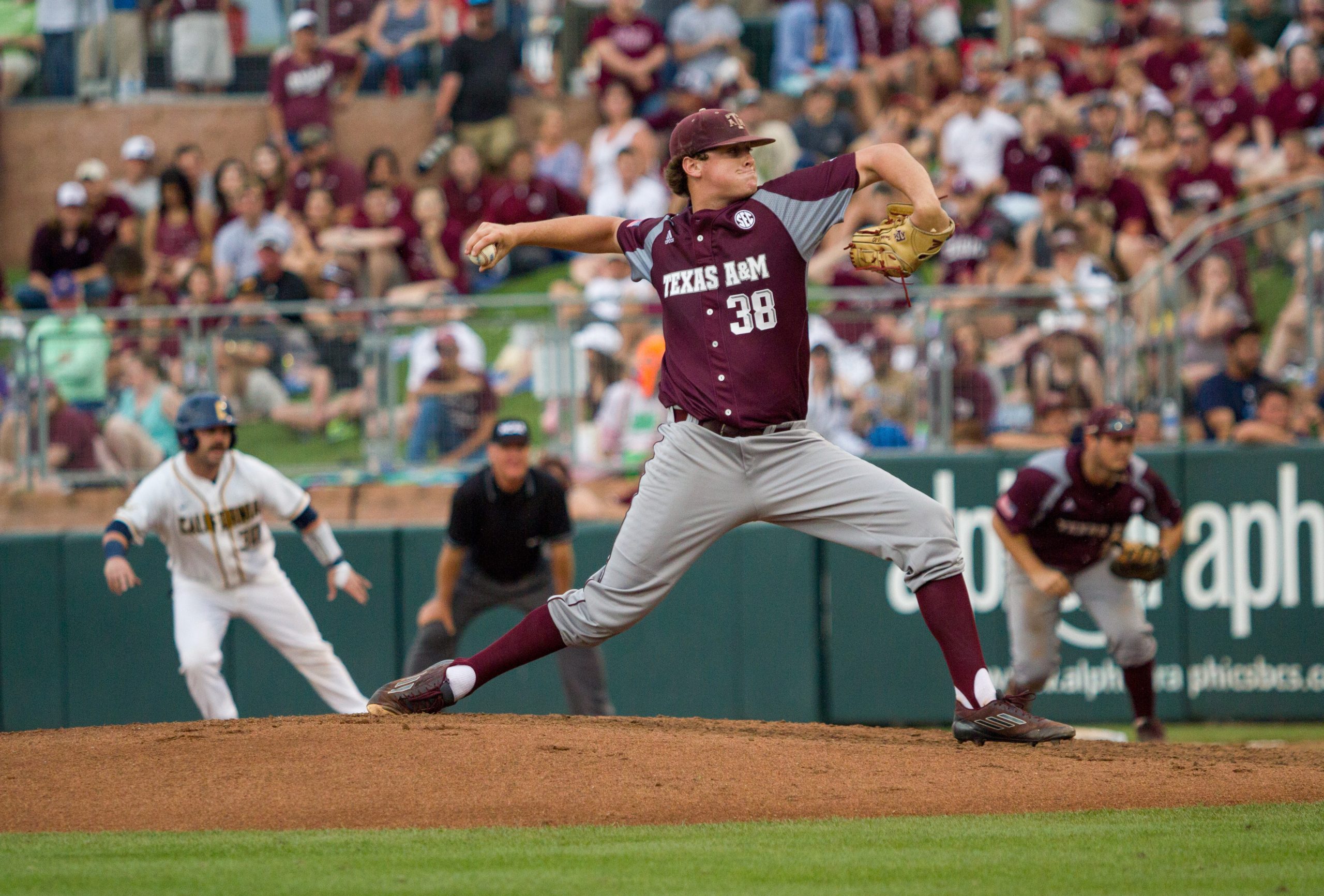 Baseball vs CAL NCAA Regionals