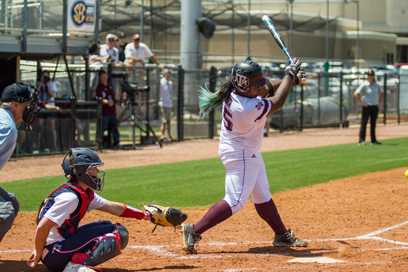 Softball+vs.+Ole+Miss