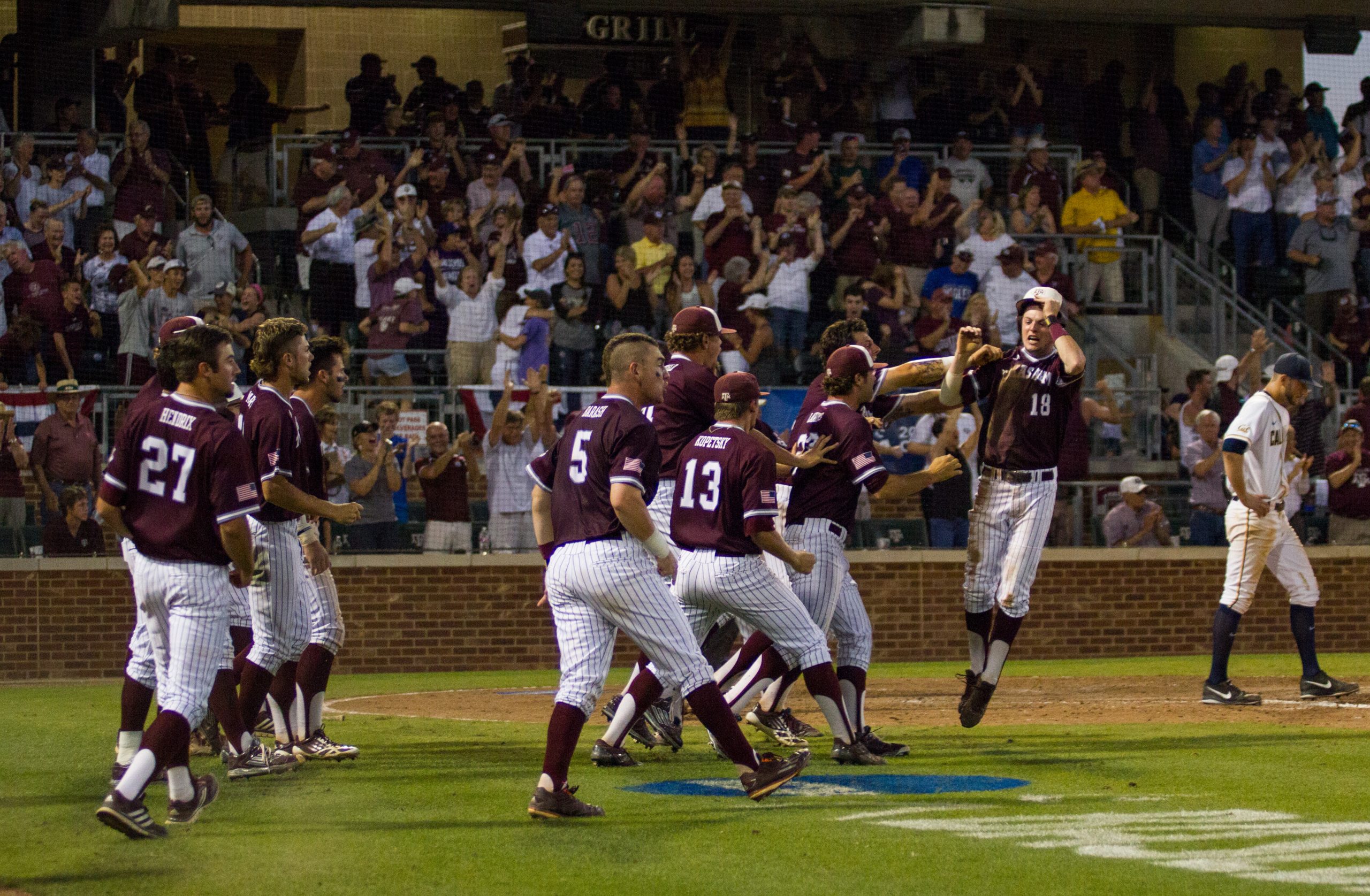 Baseball vs Cal NCAA Regionals (4-3)