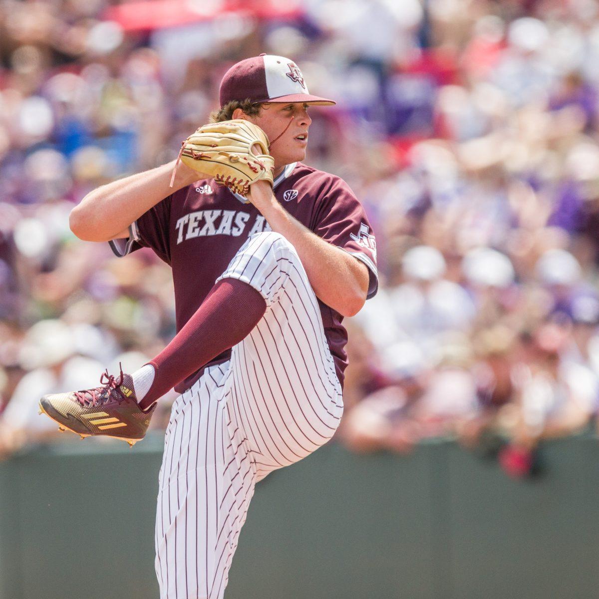 Grayson+Long+winds+up+for+a+pitch+against+TCU+during+the+first+game+at+super+regionals+on+Saturday%2C+June+6th.%26%23160%3B