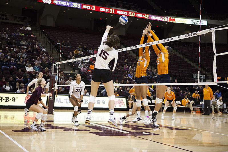 <p>Ashlie Reasor with the attack against Tennessee during the 2014 season</p>