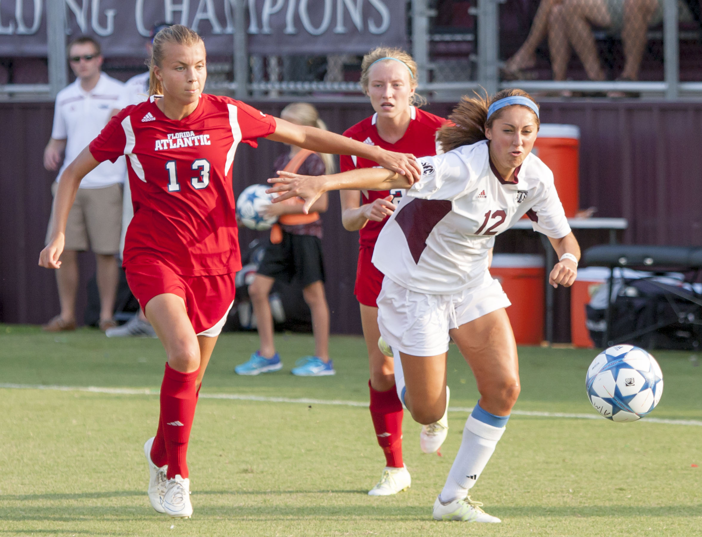 Soccer+vs+FAU