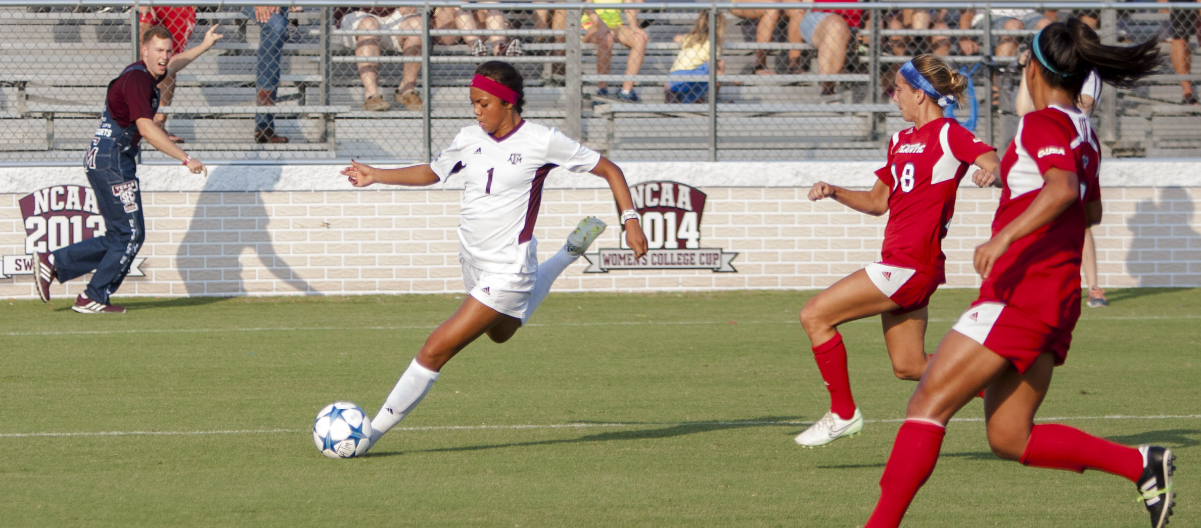 Soccer+vs+FAU