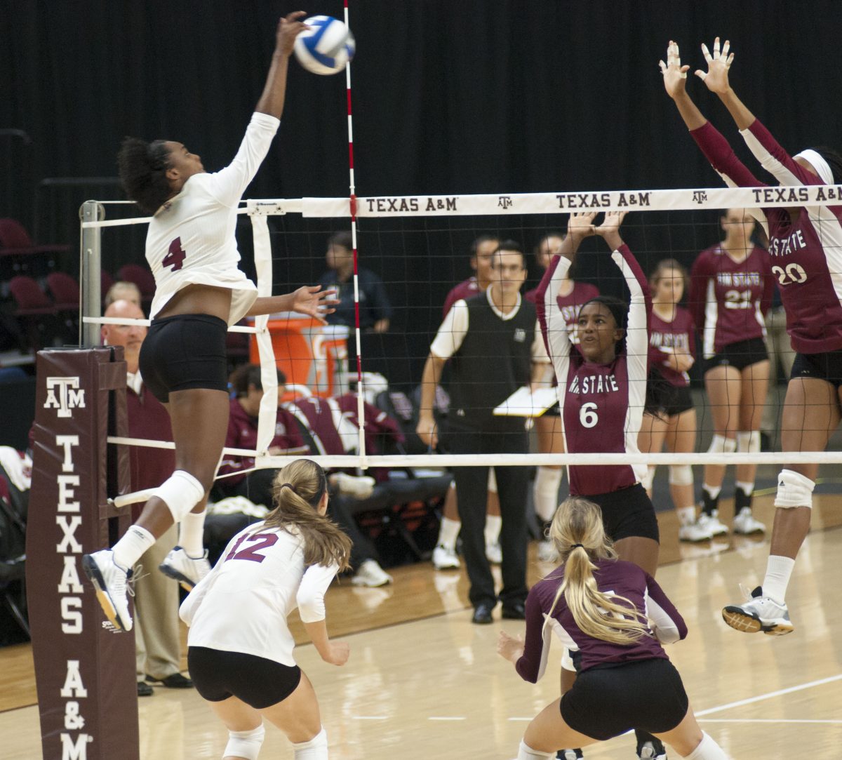 The Aggies swept Auburn for the third time in a row Wednesday night.