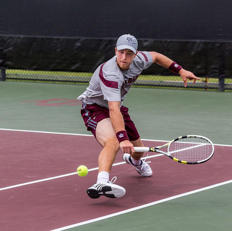 At the ITA All-American Tournament, Shane Vinsant advanced to the Main Draw Round of 16.