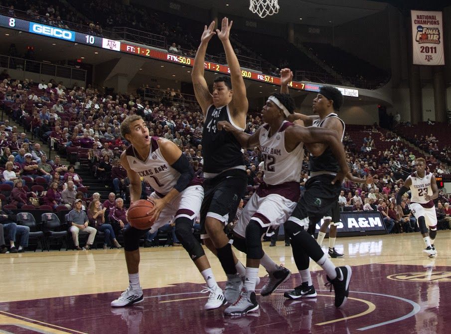 Mens+Basketball+vs+Upstate