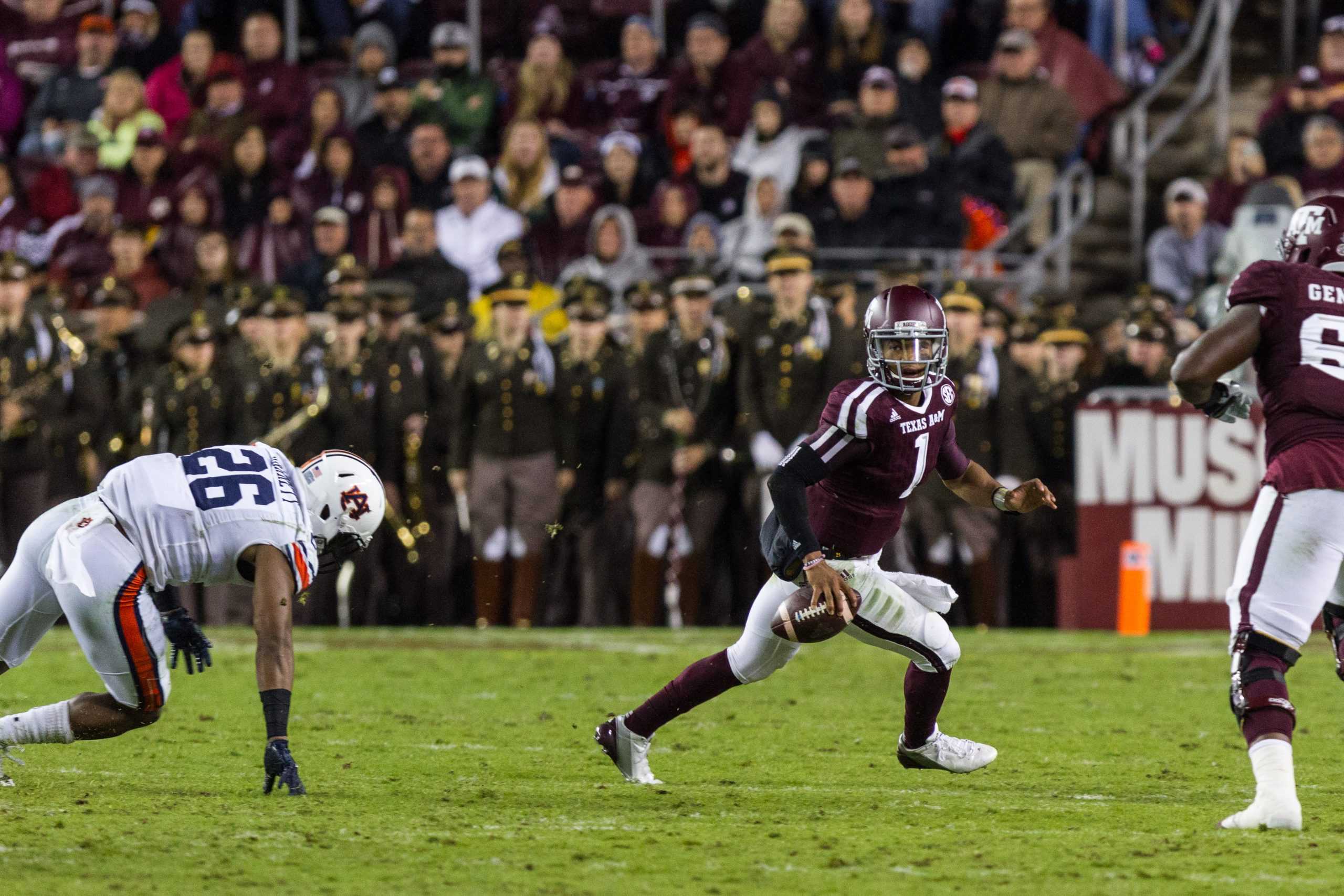 Auburn+leads+A%26M+at+halftime+14-3