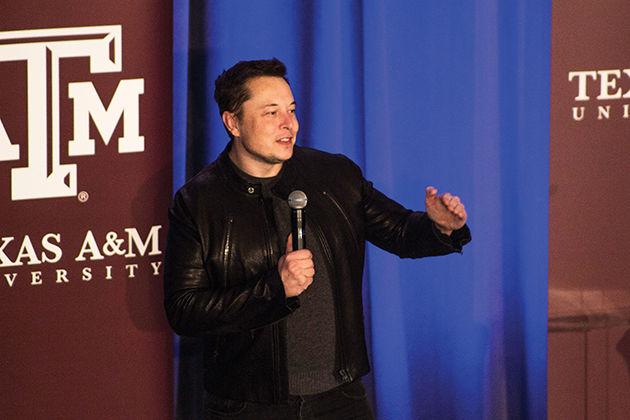 Elon Musk, founder and CEO of SpaceX and the Hyperloop concept, visited campus Saturday for the Hyperloop Pod Design Competition.