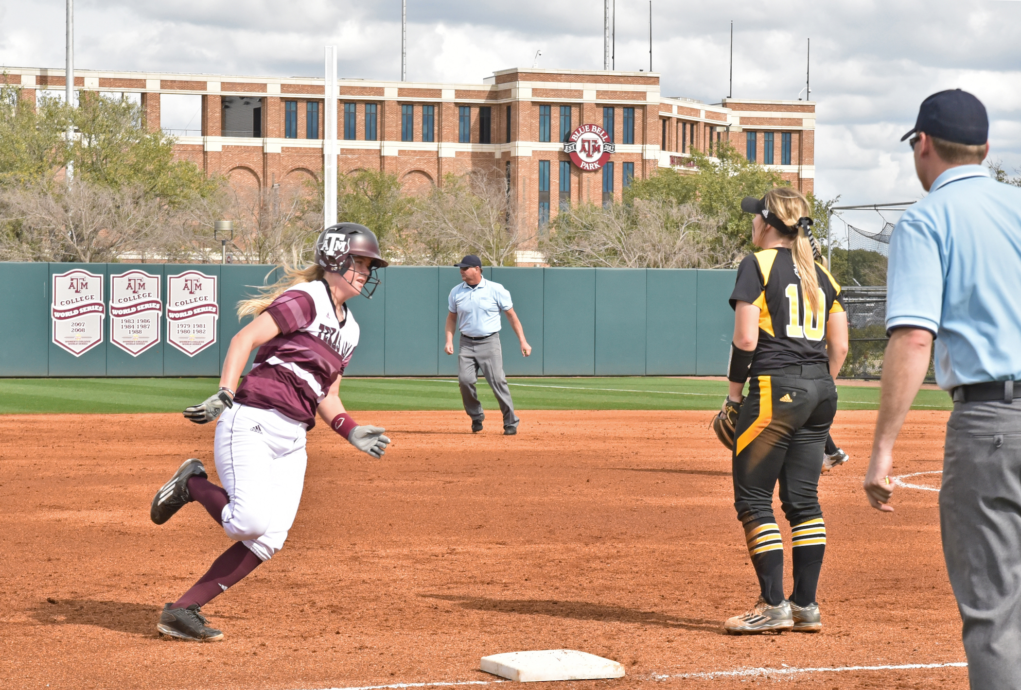 Softball vs Wichita State