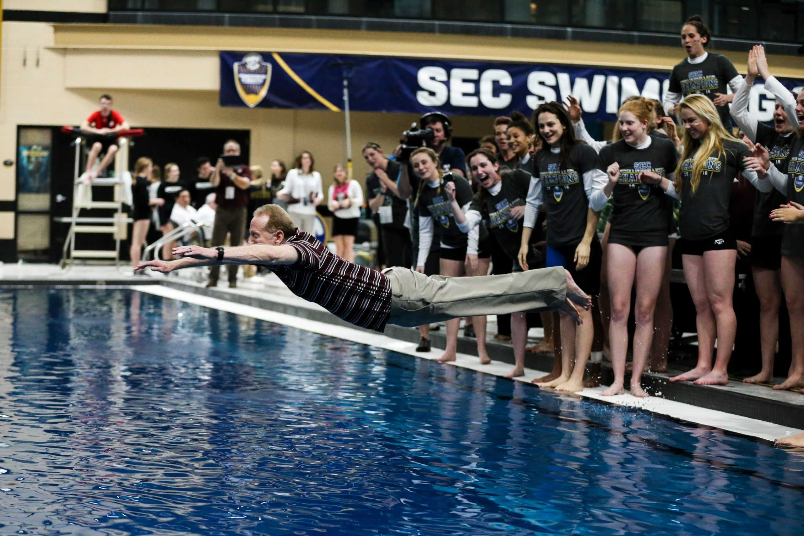 Women+win+SEC+Championship%2C+Men+finish+in+eighth.