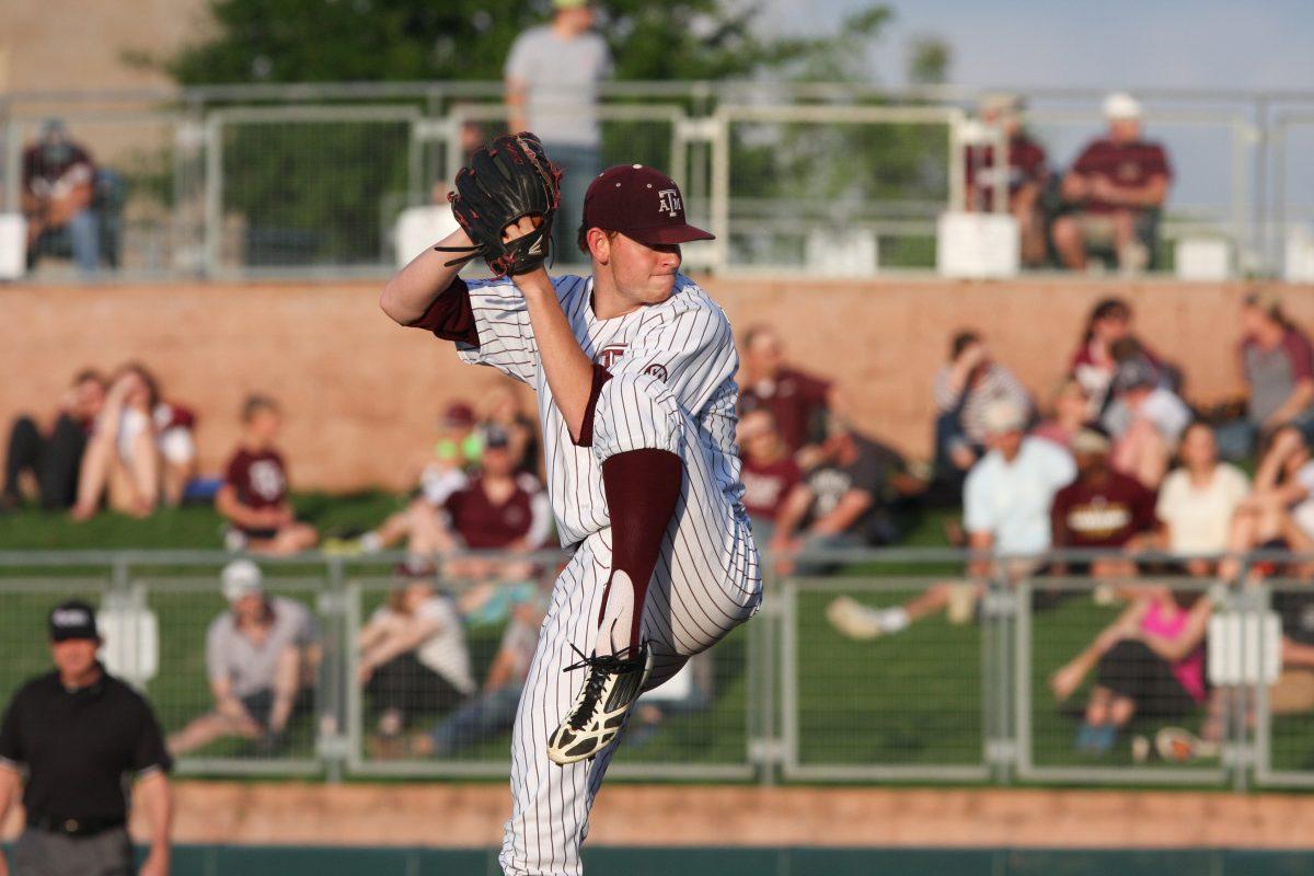 <p>Freshman <strong>Tyler Ivey</strong> pitched the first two innings against the Bobcats.</p>
