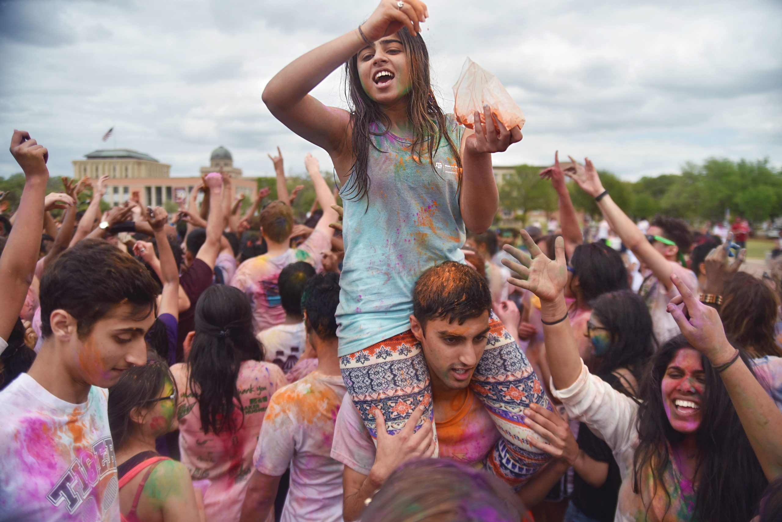 Holi+2016