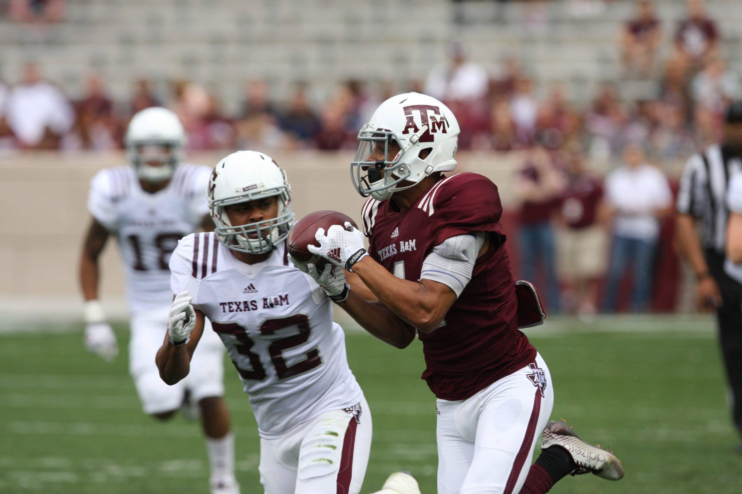 Maroon come out on top in spring game, defense in white show experience and make it close