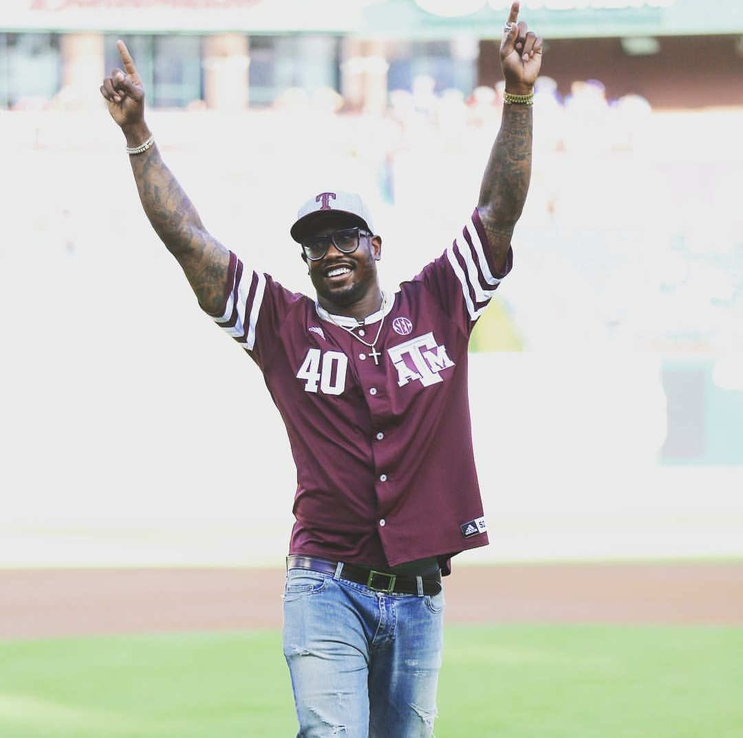 Von Miller, Texas A&M alum and Super Bowl 50 MVP, threw out the ceremonial first pitch at Fridays Texas Rangers game.