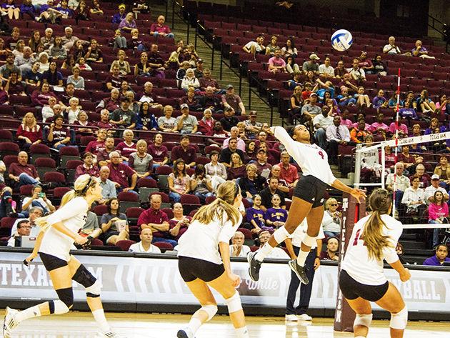 Kiara McGee recorded 11 kills Friday against South Carolina.