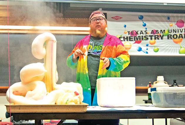 Science+events%2C+such+the+Chemistry+Roadshow%2C+features+demonstrations+which+allow+the+community+to+learn+more+about+science.