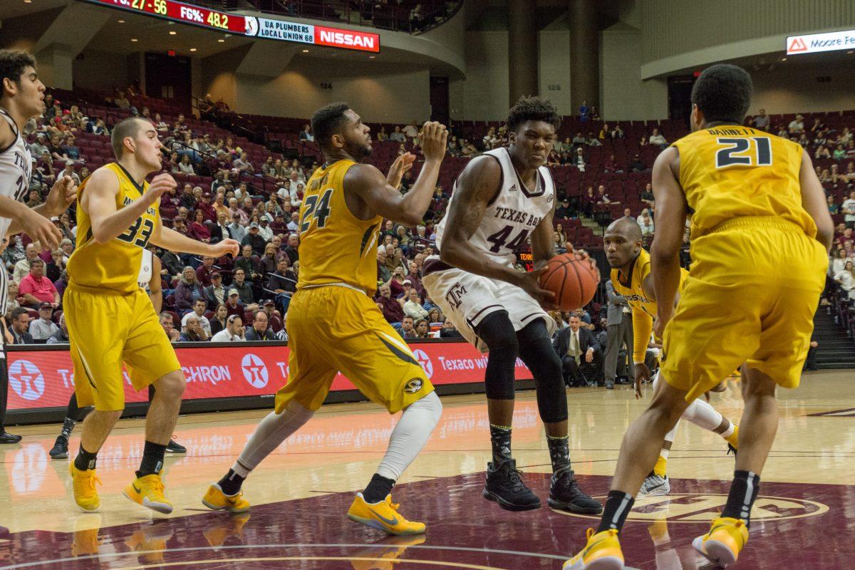 Freshman Forward Robert Williams had a dominating 18 points, 16 rebounds, 3 blocks, and 3 assits against Missouri. 