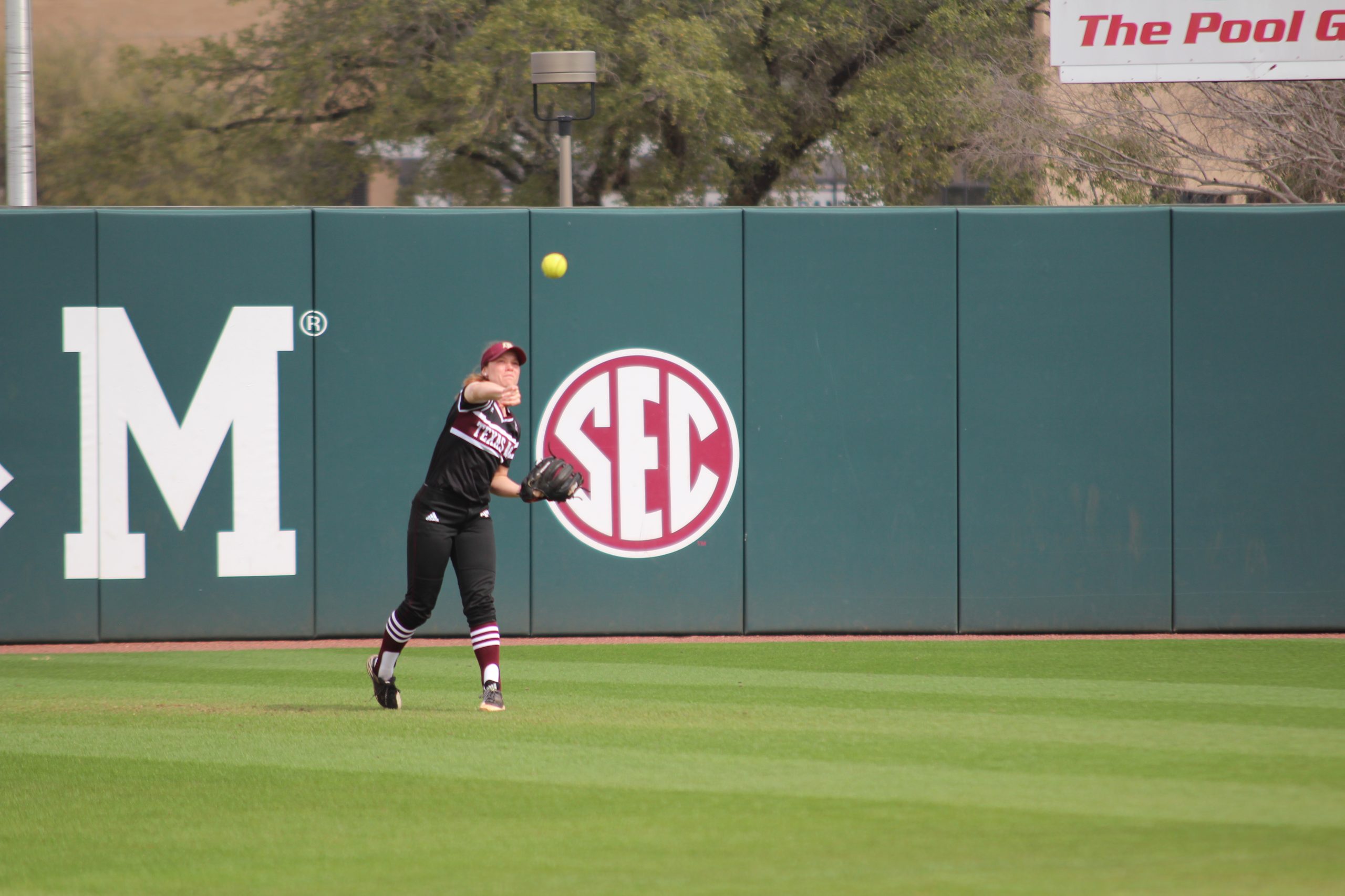 Slideshow%3A+Aggie+Softball+defeats+SFA+8-7+in+Texas+A%26M+Invitational