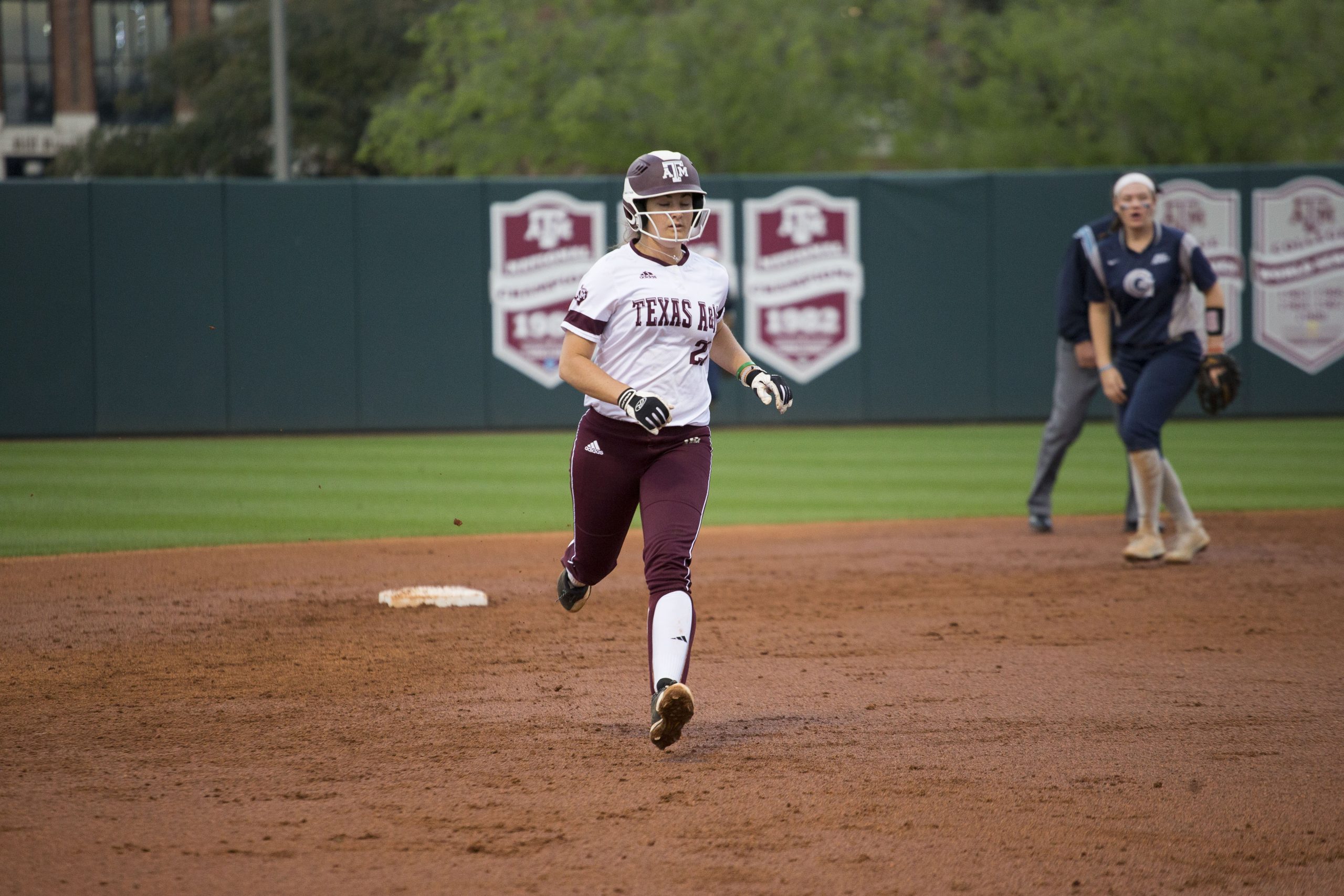 Softball vs. Georgetown Slide Show