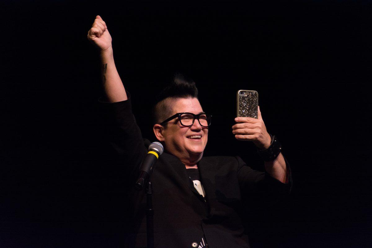 Lee+DeLaria%2C+an+accomplished+Actress+and+Comedian%2C+lead+a+LGBTQ%2B+discussion+in+Rudder+Auditorium+on+Friday+night.%26%23160%3B