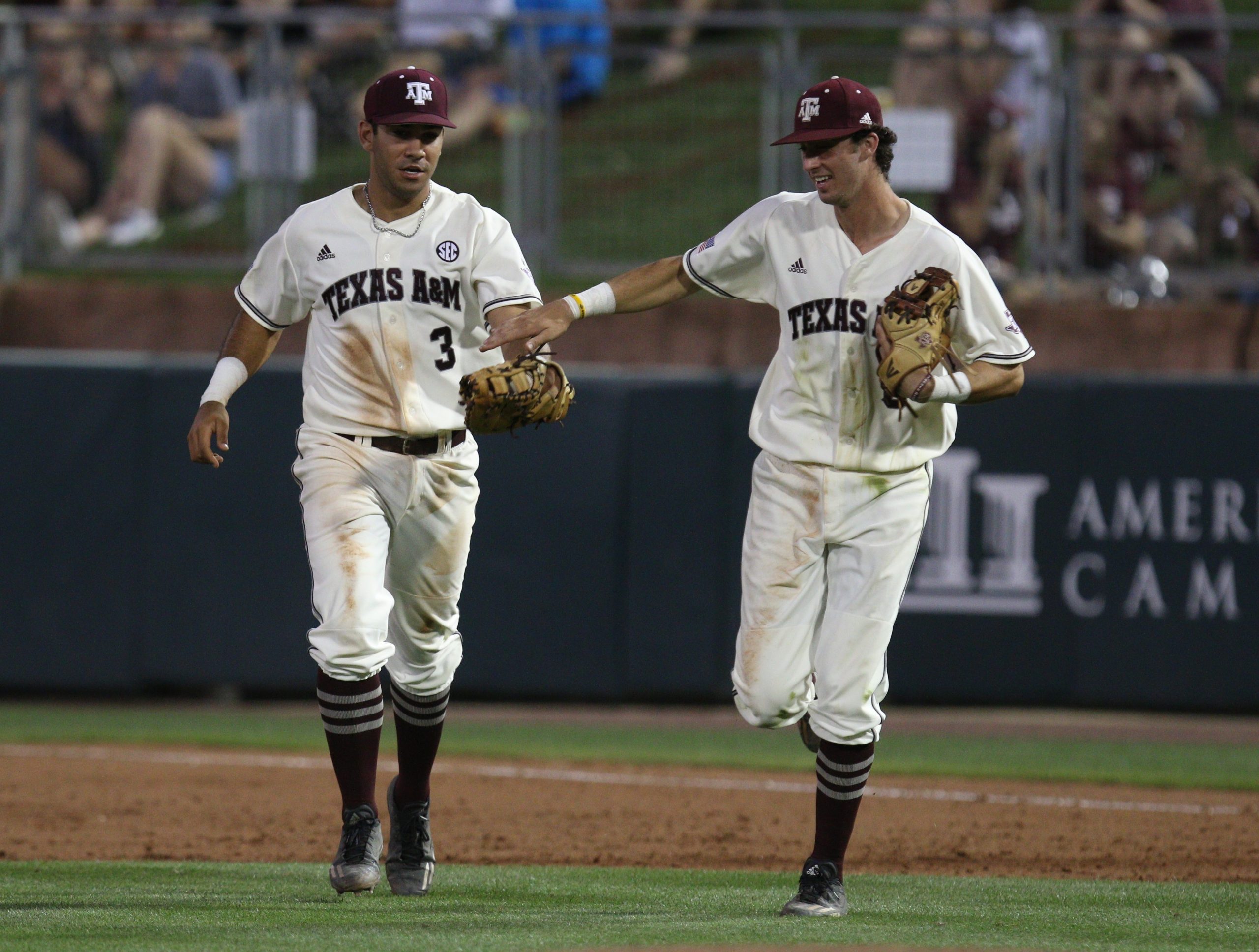 Slideshow: Texas A&M falls 6-4 to Arkansas