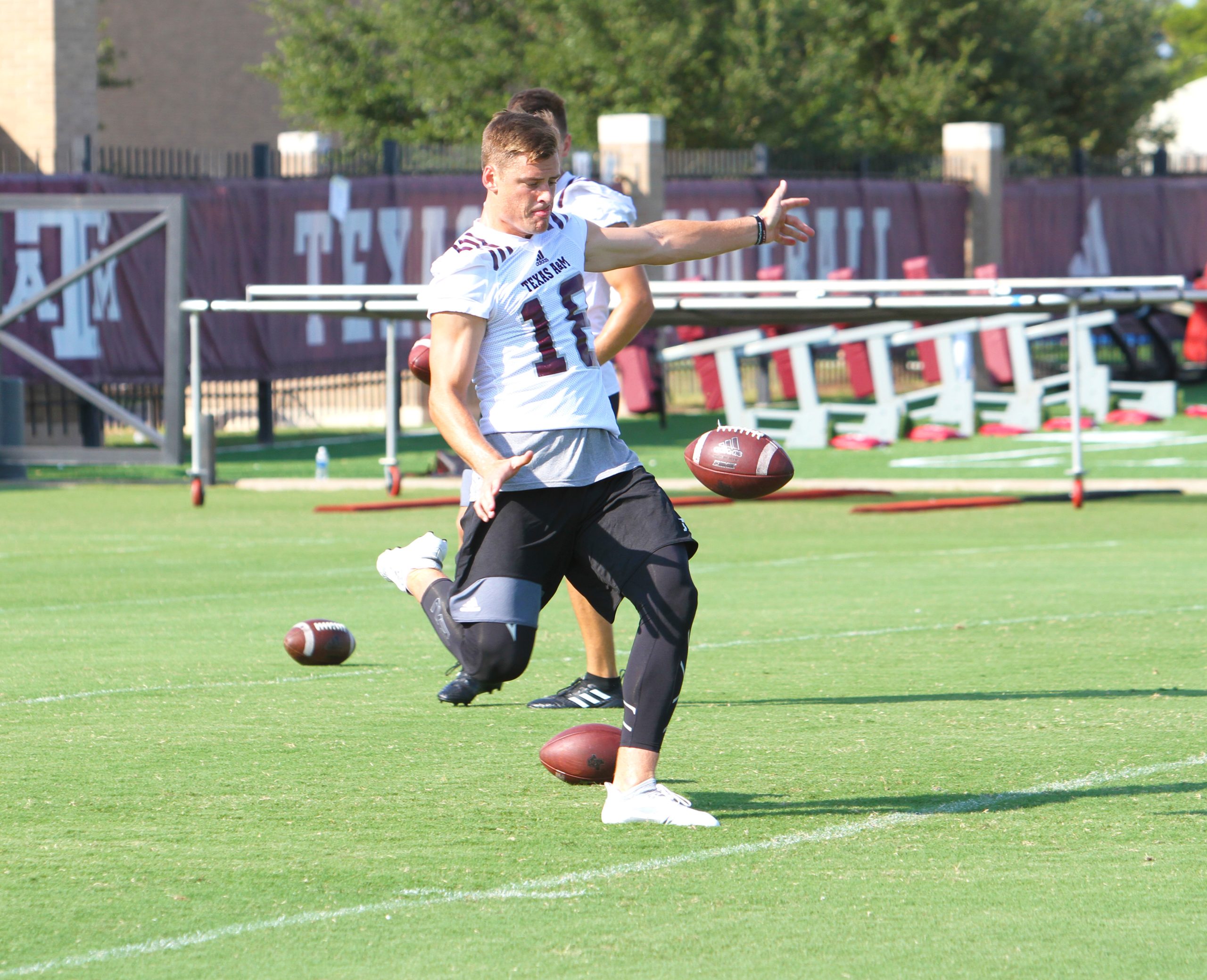 SLIDESHOW: Fall Camp Day 2