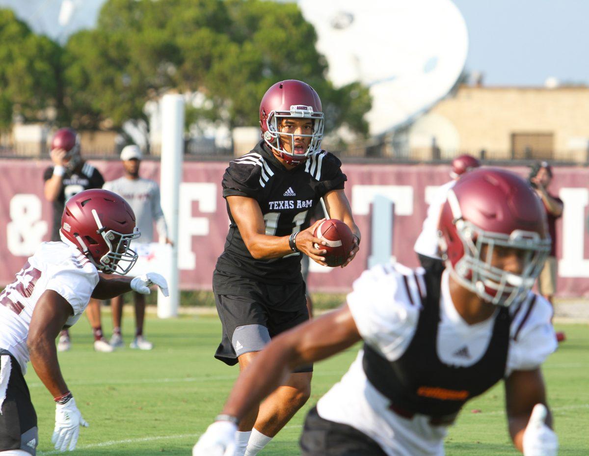 Freshman quarterback&#160;Kellen Mond&#160;makes a read during on-air offensive team drills.