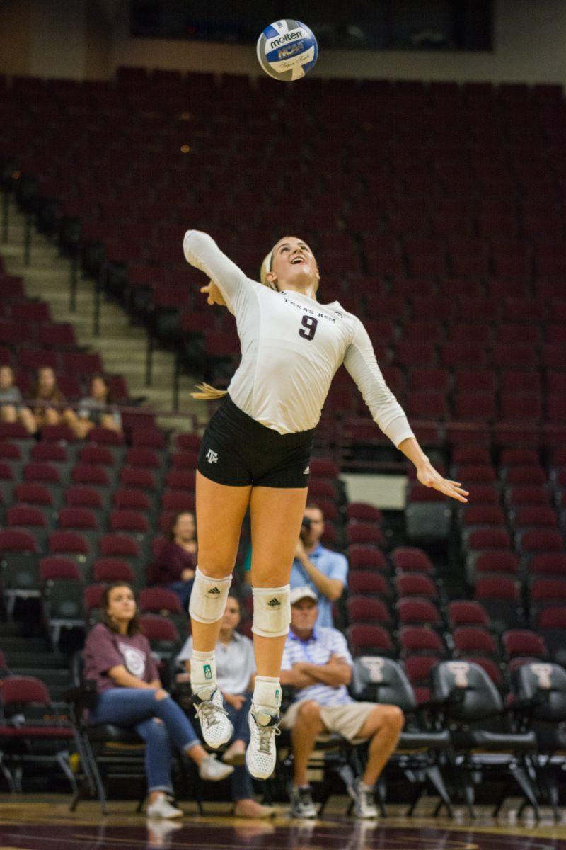 Sophomore+outside+hitter%26%23160%3BHollann+Hans%2C+the+2016+AVCA+South+Region+Freshman+of+the+Year%2C+rises+to+serve+the+ball.%26%23160%3B