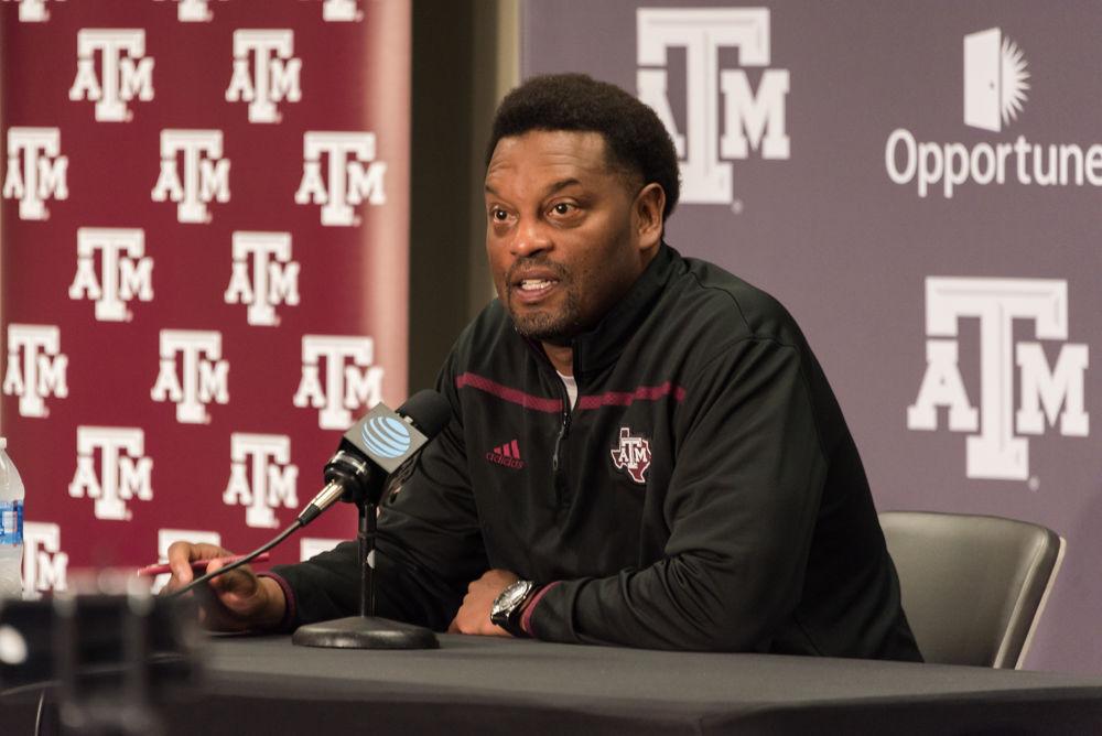 Head+Coach+Kevin+Sumlin+did+not+reveal+the+starting+quarterback+for+Saturdays+game+against+Nicholls+State.