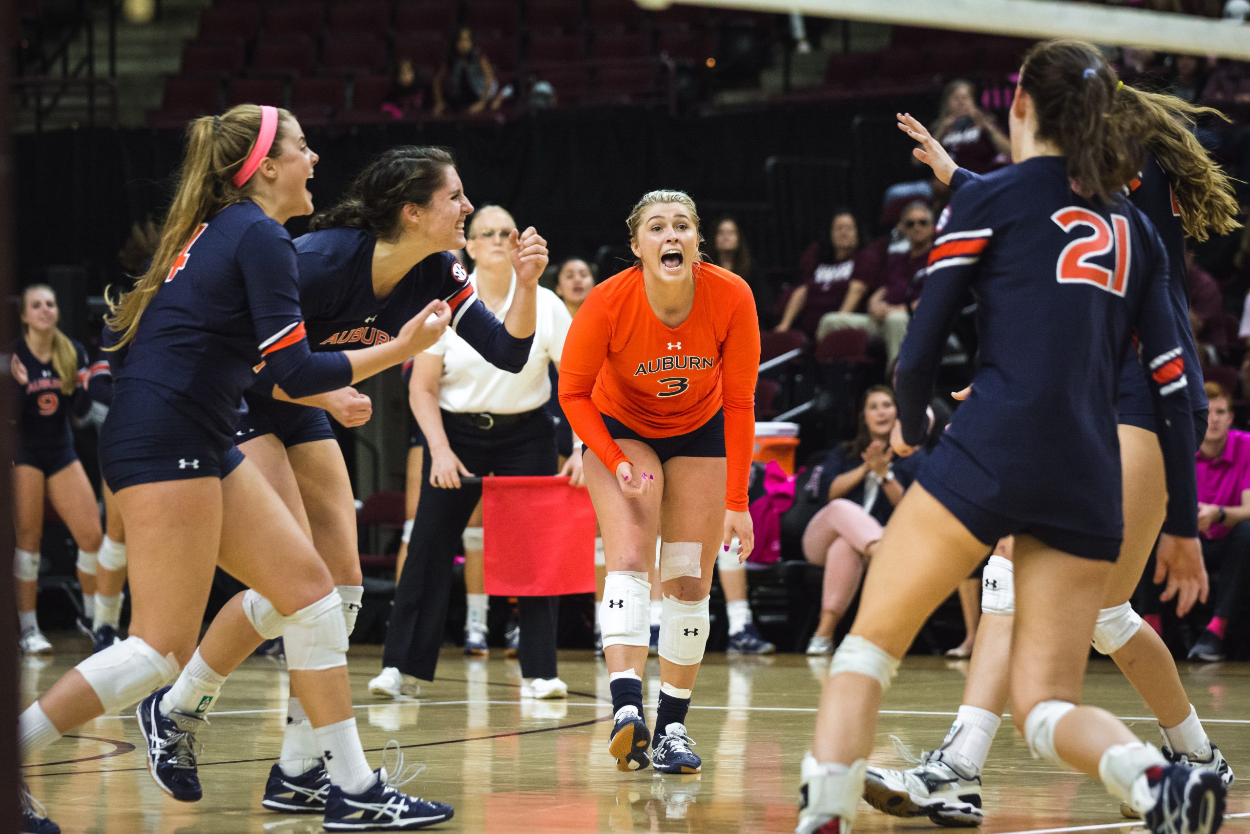 Texas+A%26M+defeats+Auburn+in+four+sets