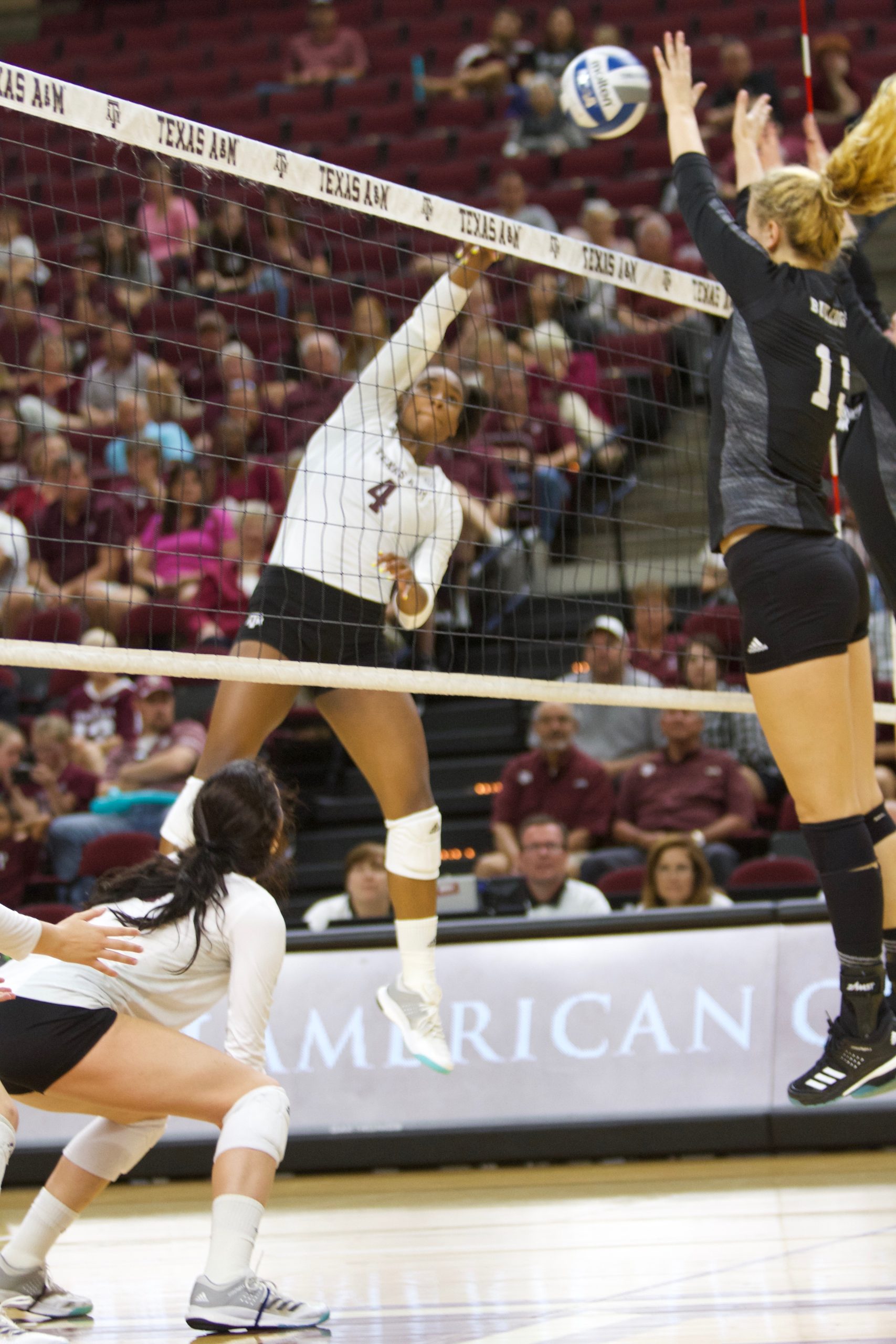 Texas A&M vs. Mississippi State Volleyball