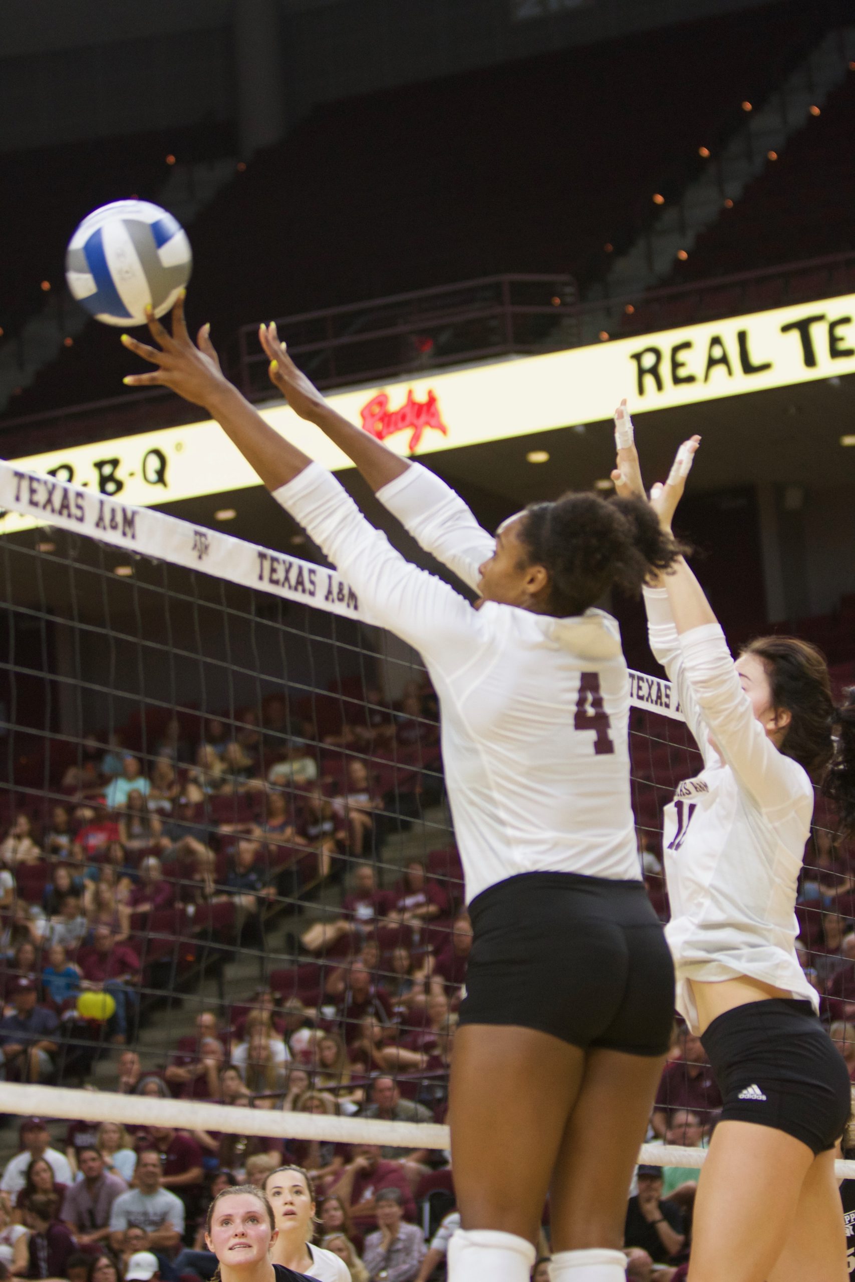 Texas A&M vs. Mississippi State Volleyball