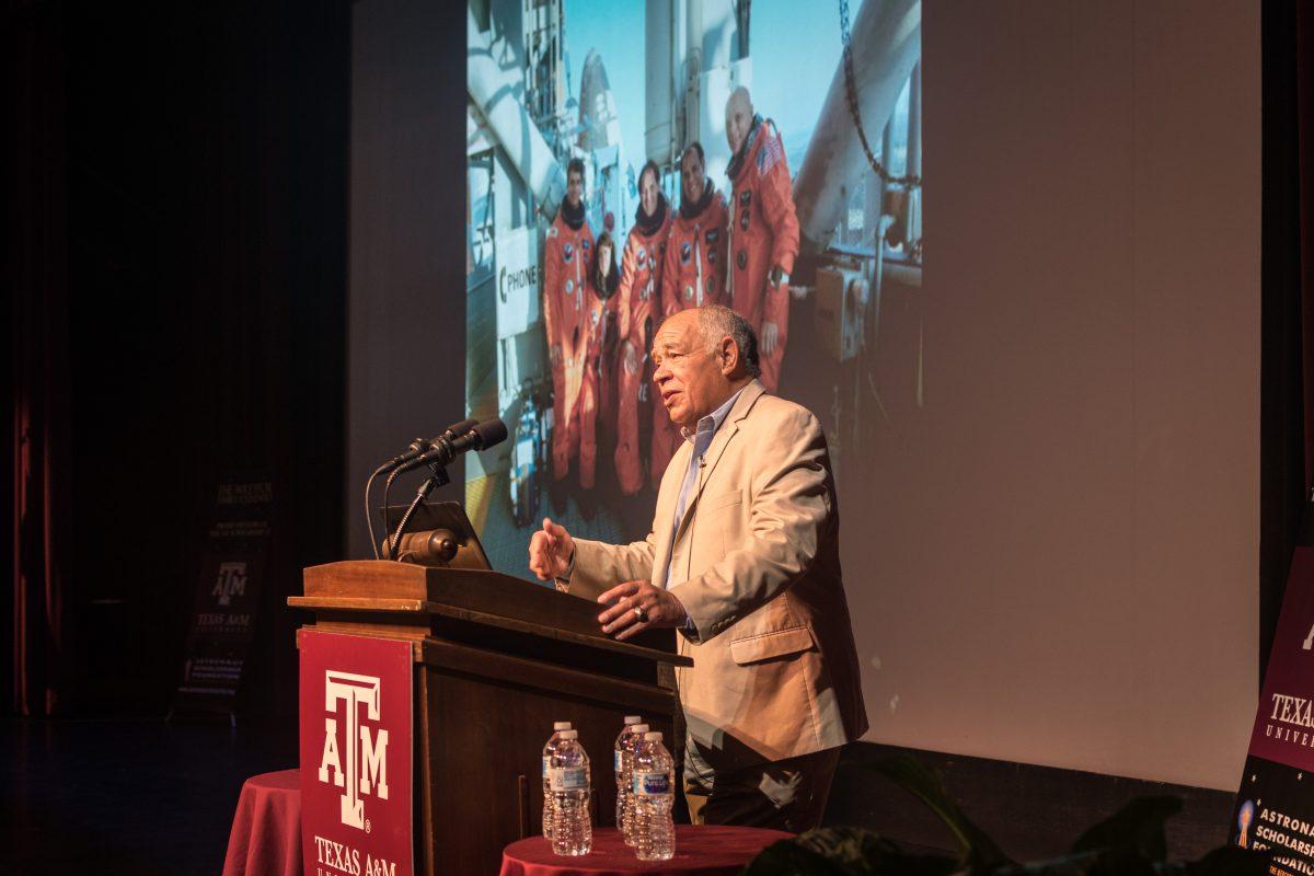 Astronaut Fred Gregory addresses Rudder Theatre and speaks about the importance of living life to its fullest.&#160;