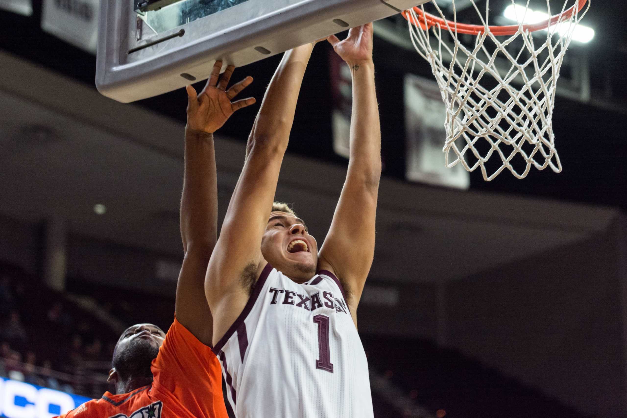 No. 9 men's basketball defeats UT-Rio Grande Valley at Reed