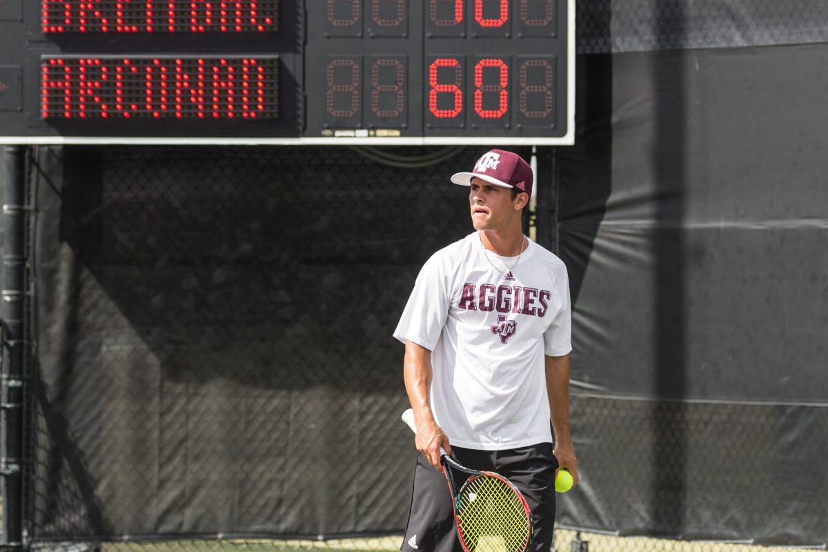 Senior+Jordi+Arconada+and+his+doubles+partner+Junior+Kevin+Lam+fell+to+a+team+from+Texas+Tech+in+the+2017+ITA+Regional+Championships+final+last+weekend+at+the+George+P.+Mitchell+Tennis+Center.