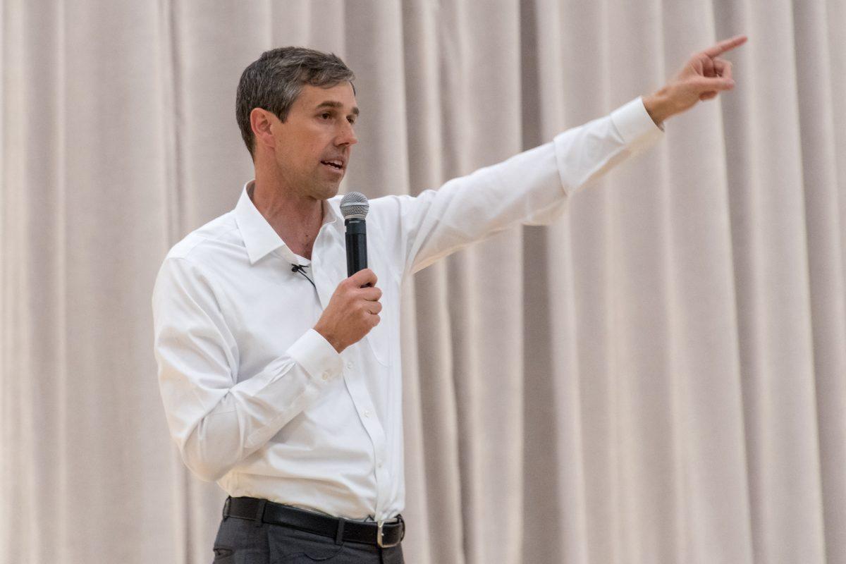 O'Rourke called for putting aside political divisions and coming together at the beginning of the town hall.