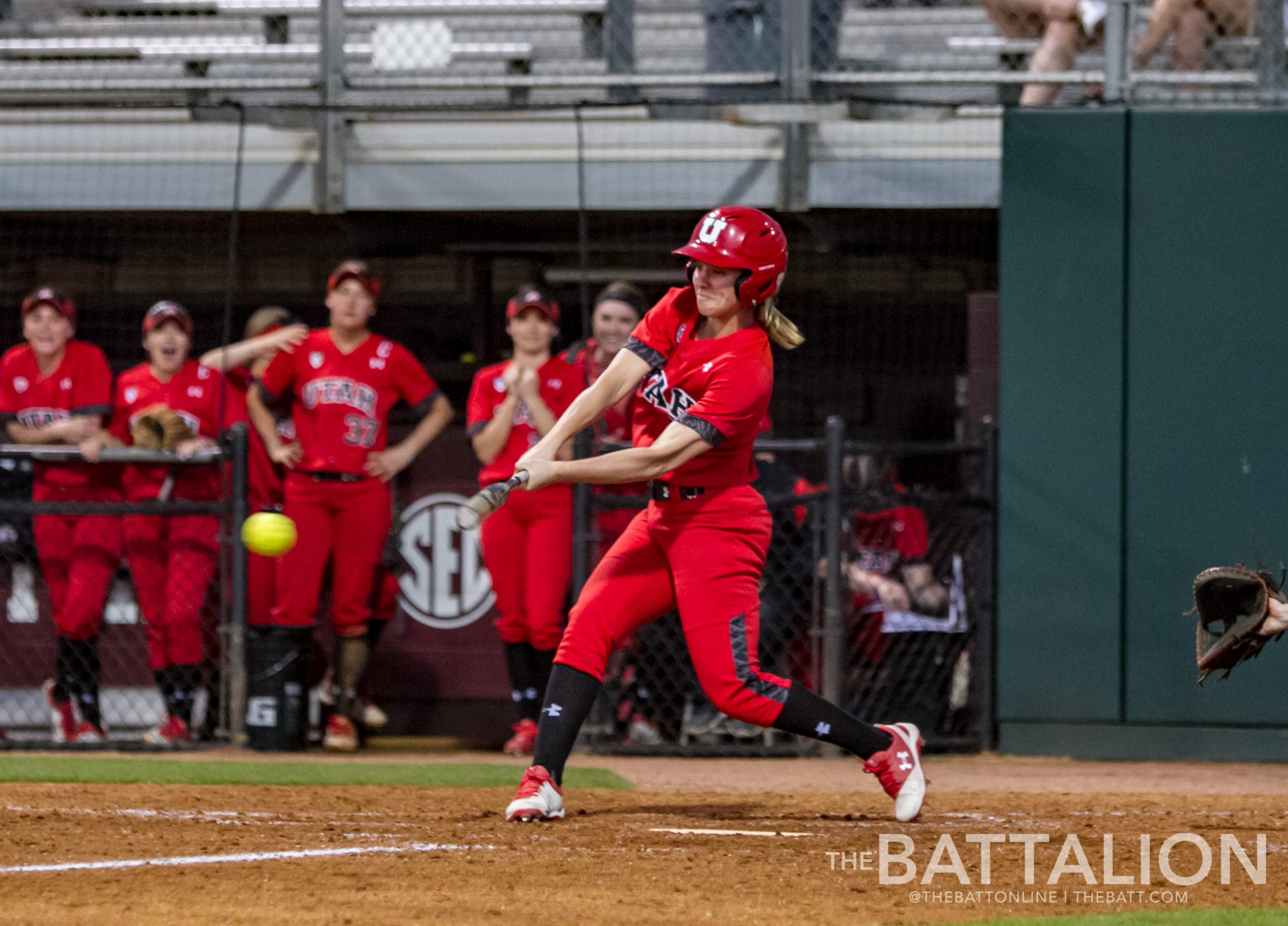 Softball+vs+Utah