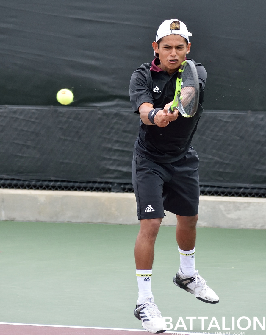 Freshman+Juan+Carlos+Aguilar+and+his+partner+Jordi+Arconada+won+their+doubles+match+6-2.