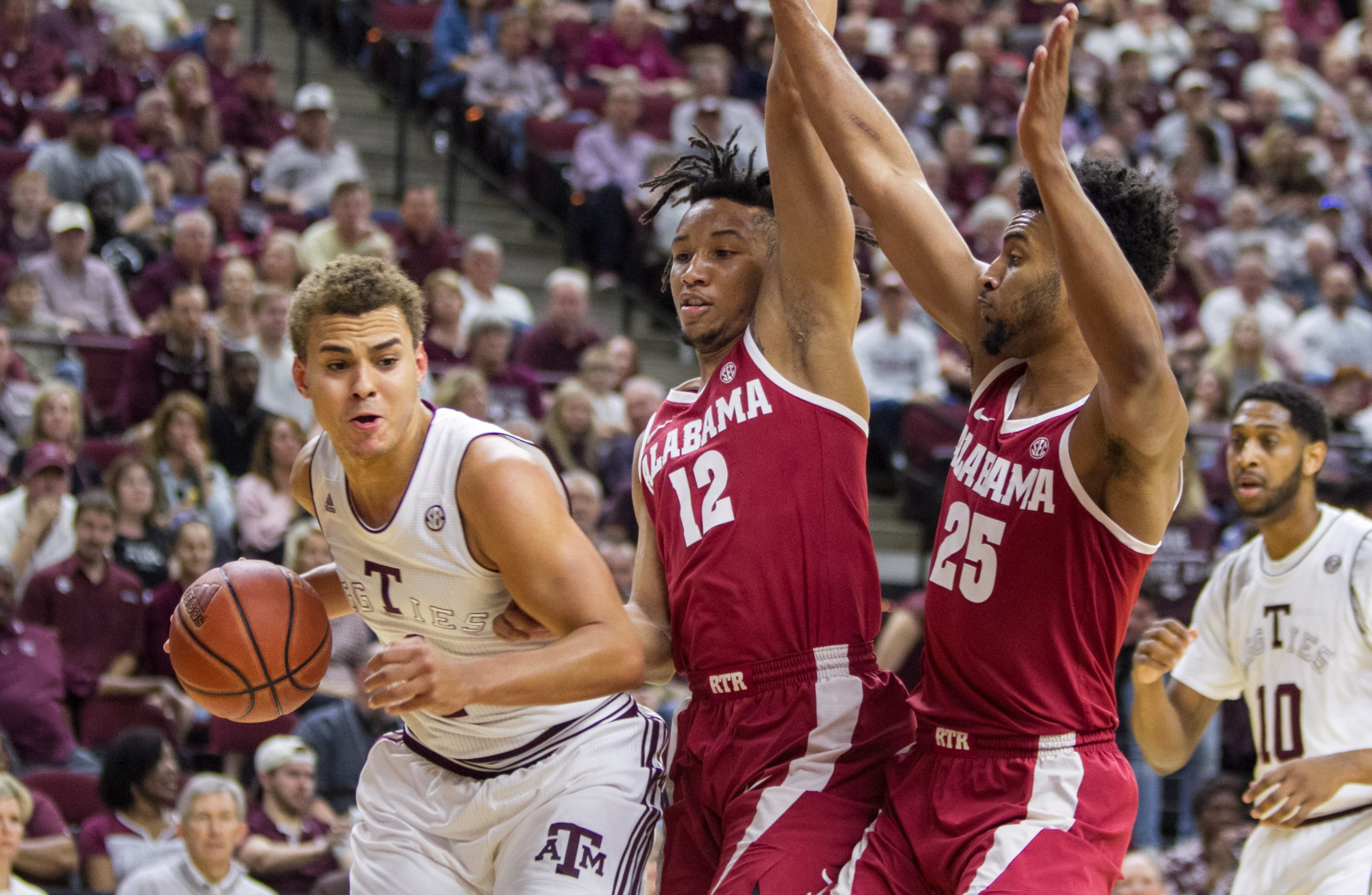 Mens+Basketball+vs.+Alabama