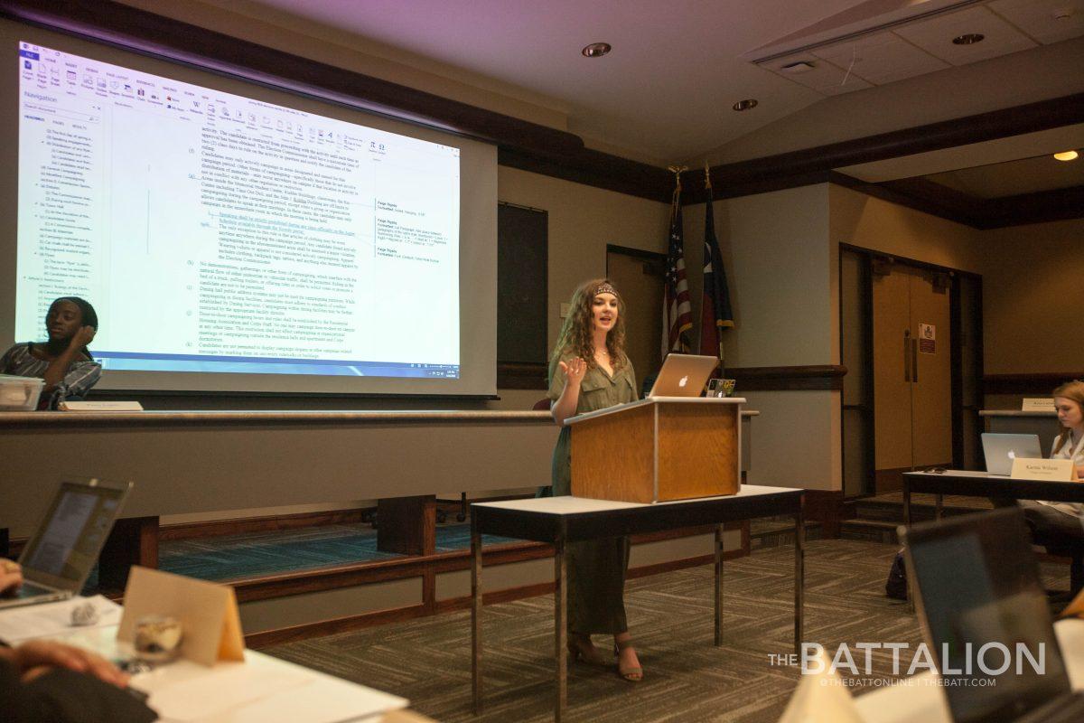 Election Commissioner Paige Rigsby presents the Election Regulations Update Act to the Student Senate. 