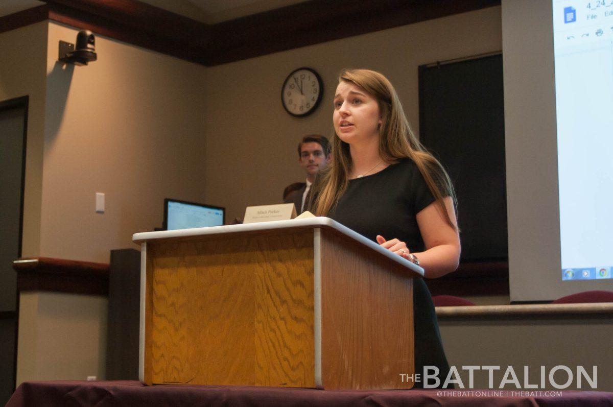 Student Body President Amy Sharp speaks to student senators of the 71st session at the close of Tuesdays meeting.