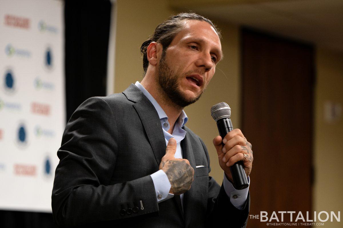 Brandon+Novak%2C+pro+skateboarder%2C+MTV+star%2C+and+best-selling+author+detailed+his+life+of+addiction+and+his+road+to+recovery.+He+is+now+three+years+sober.%26%23160%3B