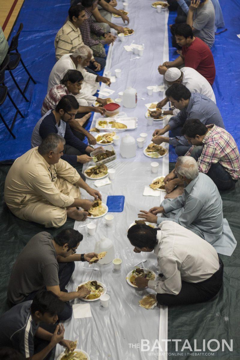 The+Islamic+community+fasts+from+dawn+until+dusk+to+increase+their+connection+with+God+during+Ramadan.+Many+communities+gather+at+the+end+of+the+day+for+a+large+meal.