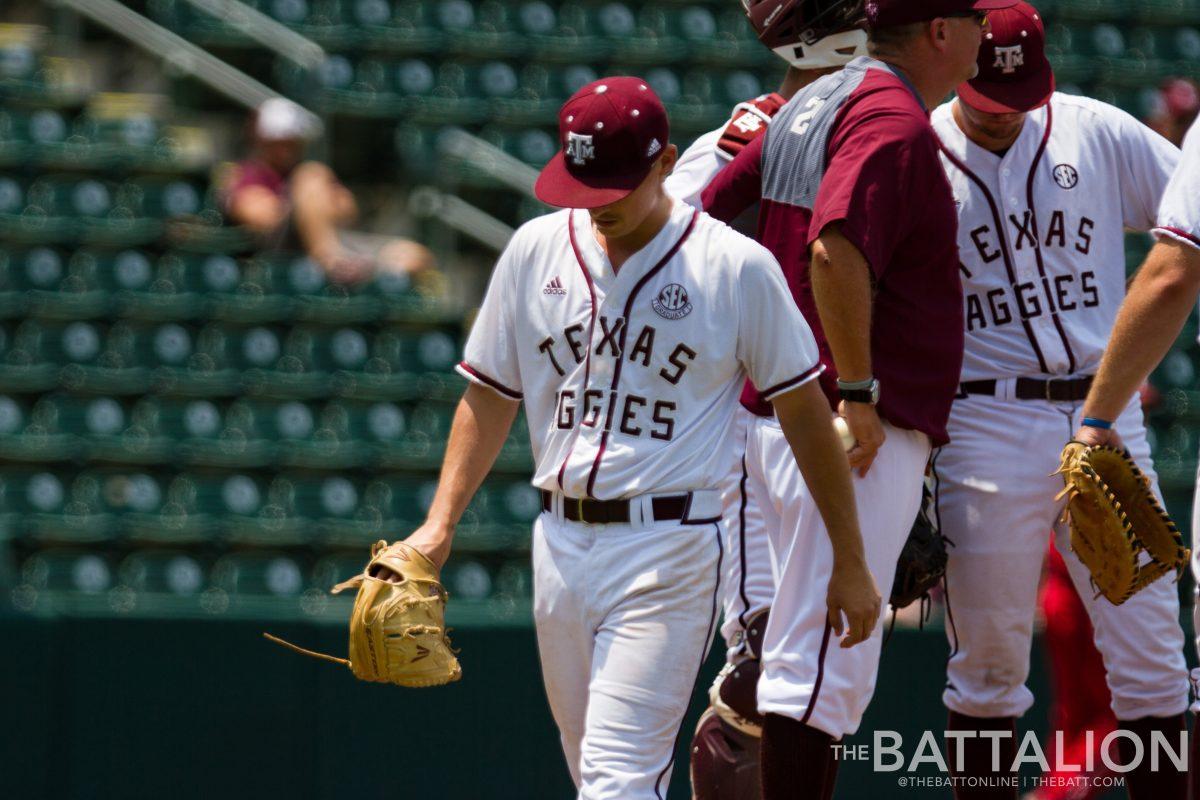 Senior+pitcher+Kaylor+Chafin+threw+only+one+out+in+the+first+inning+in+his+last+game+as+an+Aggie.
