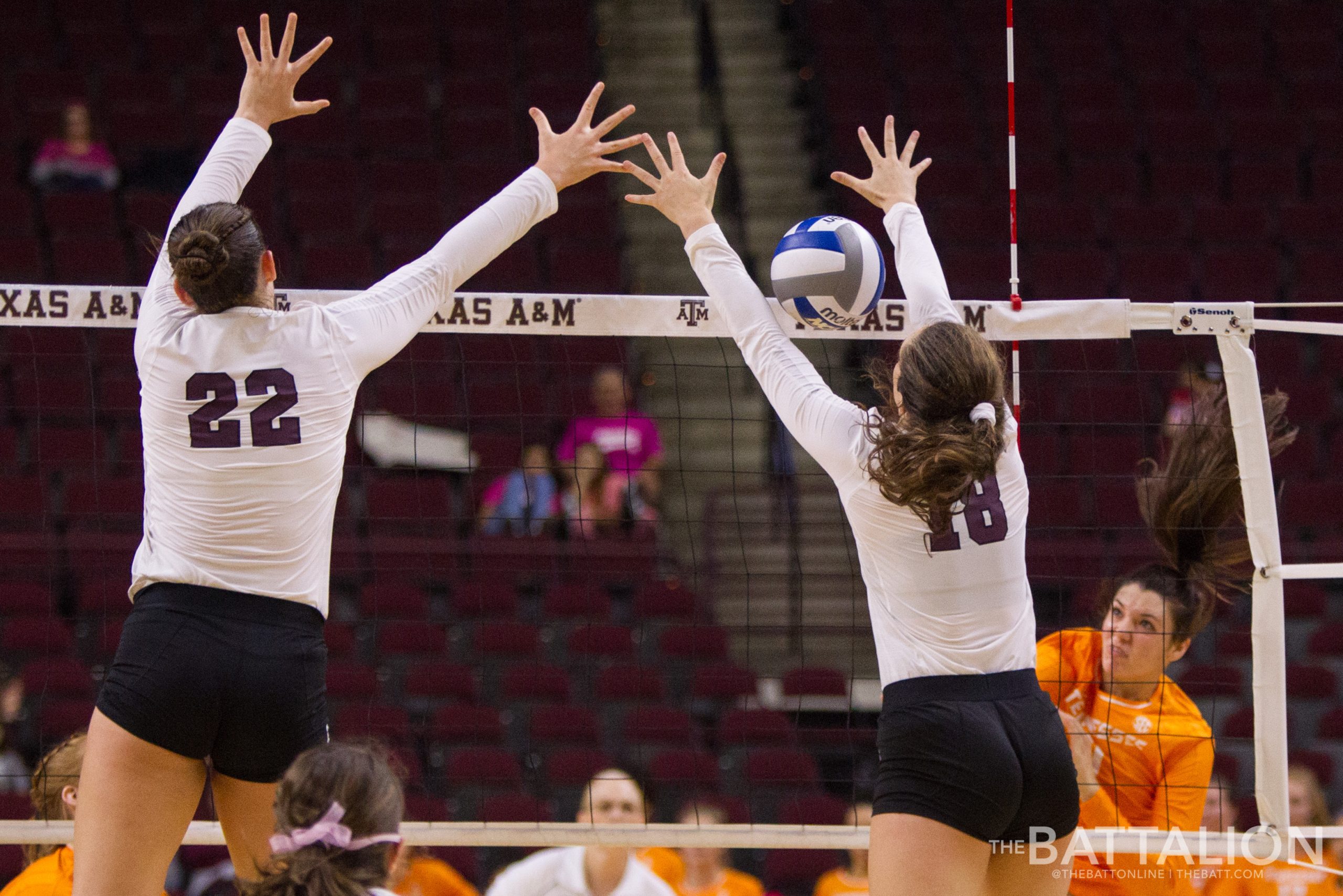 Volleyball+vs.+Tennessee